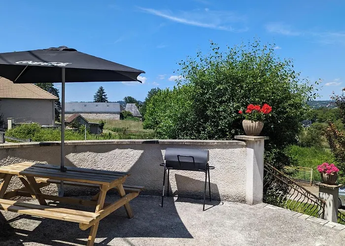 Logement A Brive Proche Centre-Ville Et Campagne - Climatisation, Wifi, Coin Exterieur Et Parking Prives