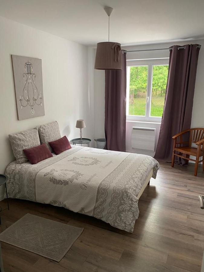 A Proche Centre-ville Et Campagne - Climatisation, Wifi, Coin Exterieur Et Parking Prives Apartment Brive-la-Gaillarde